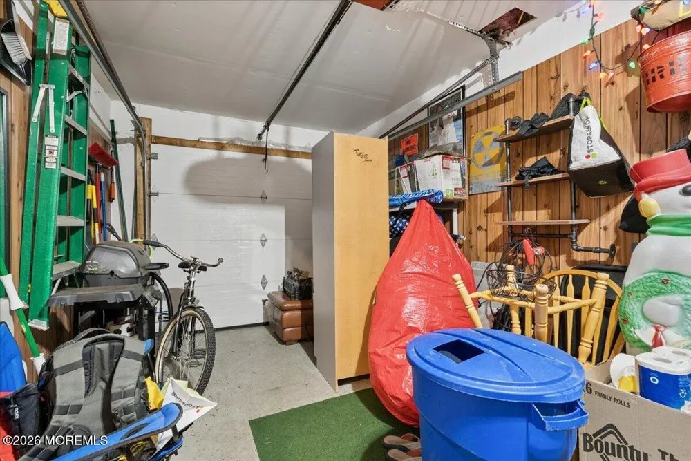193 Pear Drive Marlboro, NJ 07746