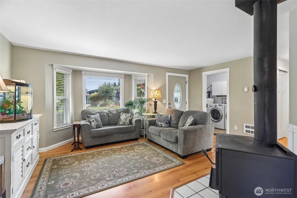 9113 15th Place SE Lake Stevens, WA 98258