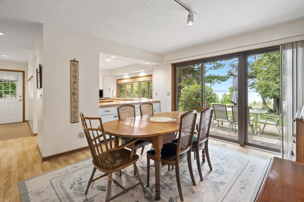 11400 Peninsula Drive Peninsula Township, MI 49686