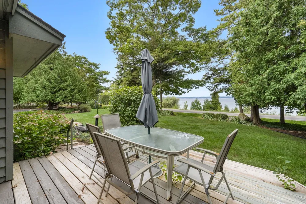 11400 Peninsula Drive Peninsula Township, MI 49686