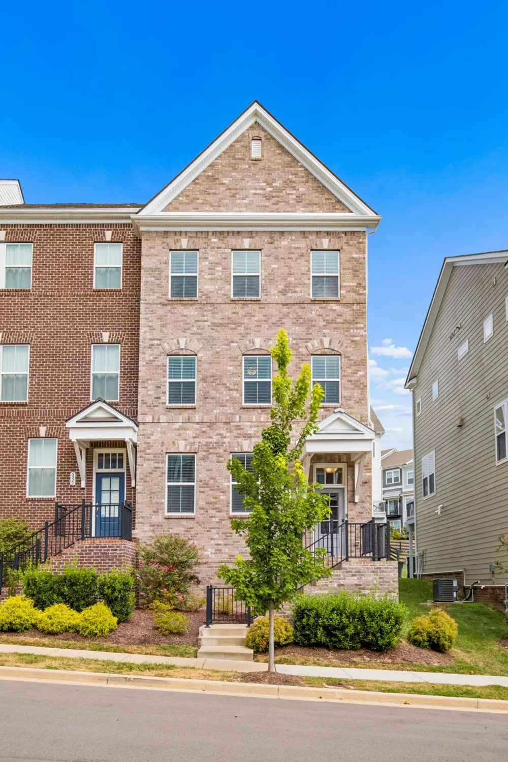 3318 Tasker Dr Antioch, TN 37013
