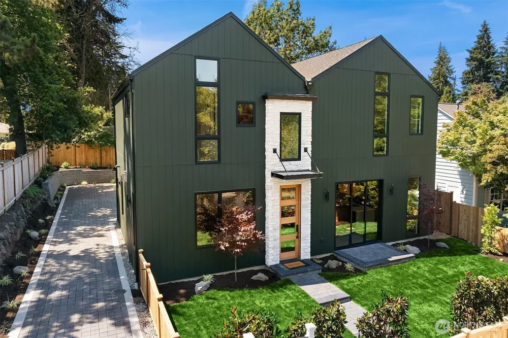 1847 4th Street Kirkland, WA 98033