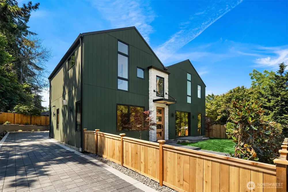 1847 4th Street Kirkland, WA 98033