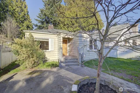 1210 NE 95th Street