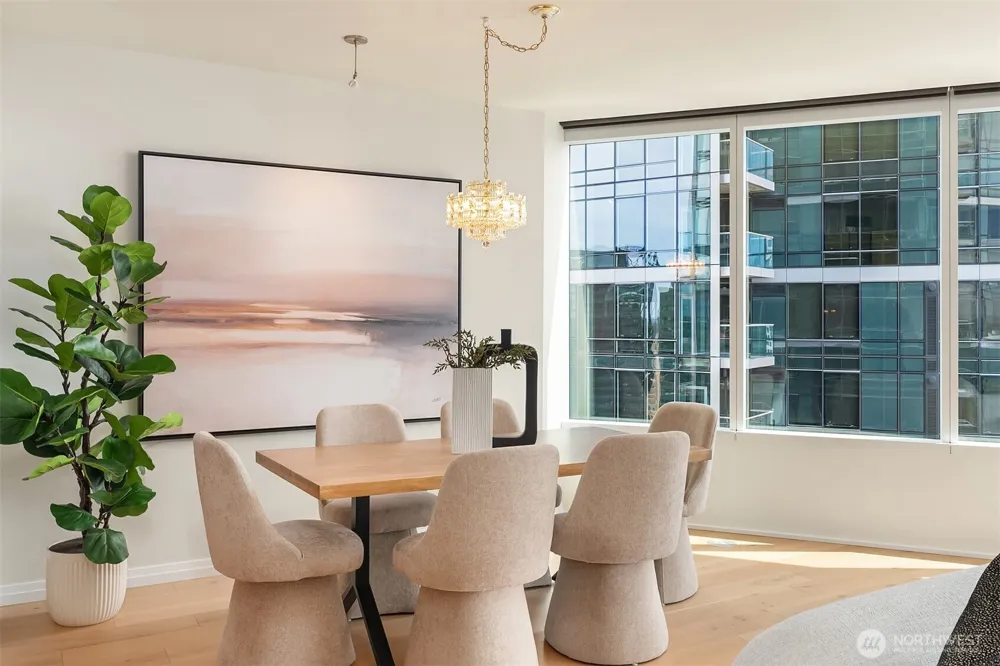500 106th Avenue NE #3211 Bellevue, WA 98004