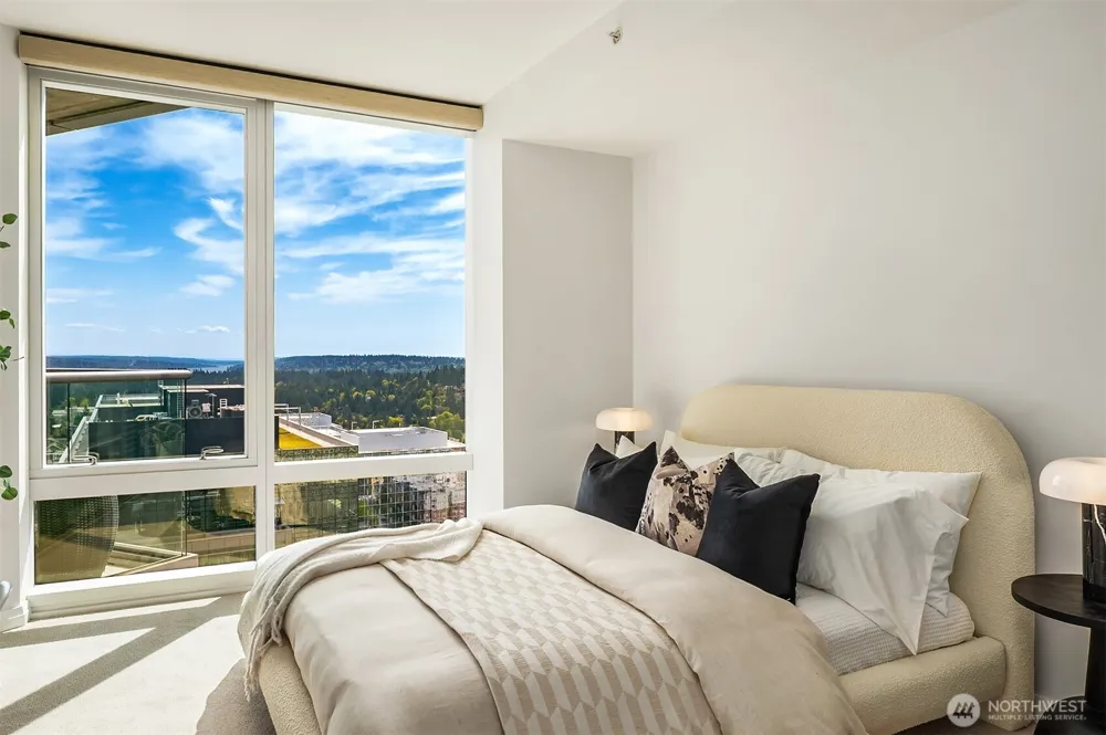 500 106th Avenue NE #3211 Bellevue, WA 98004