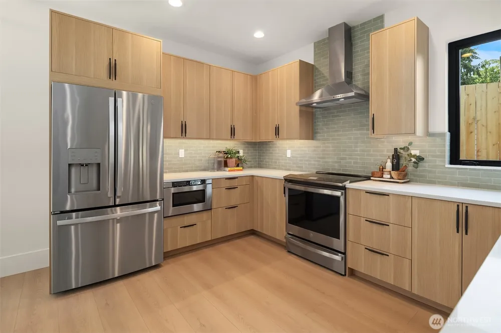 1845 4th Street Kirkland, WA 98033