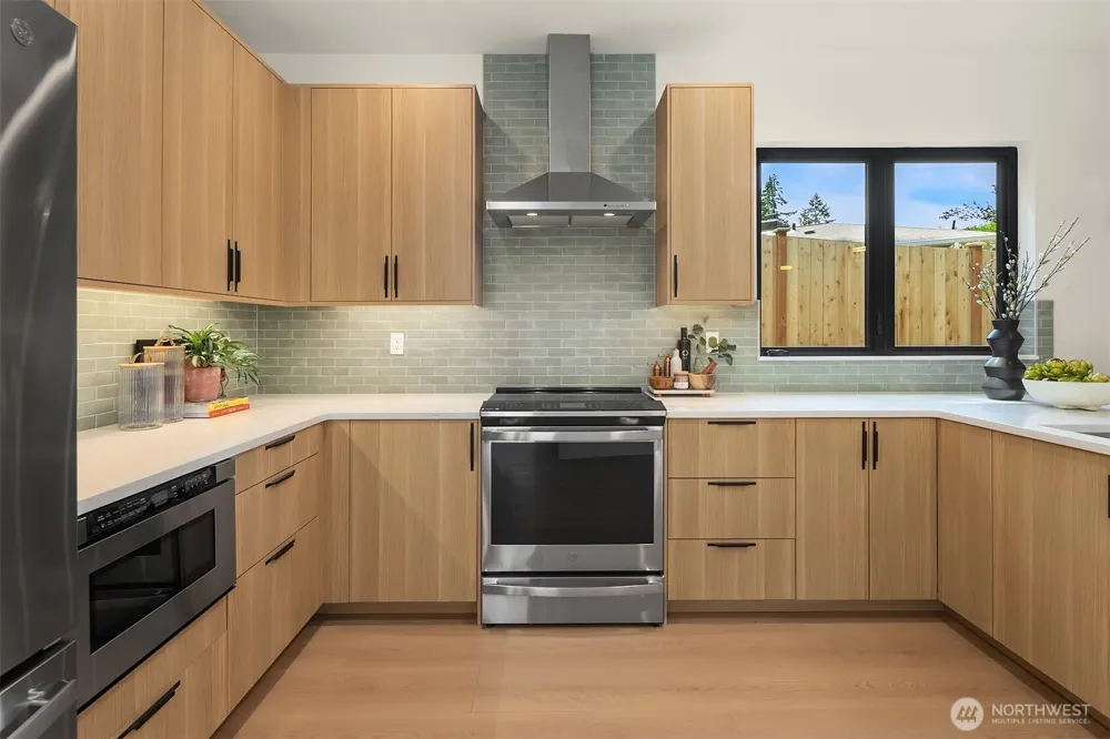1845 4th Street Kirkland, WA 98033