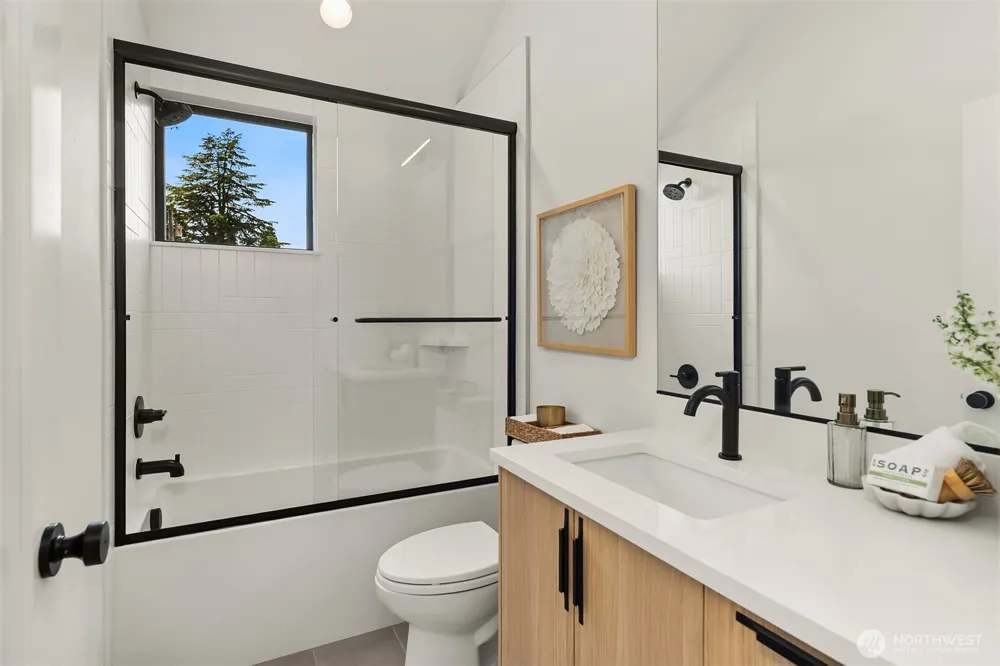 1845 4th Street Kirkland, WA 98033