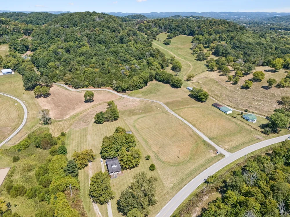 4828 Harpeth Peytonsville Rd Thompsons Station, TN 37179