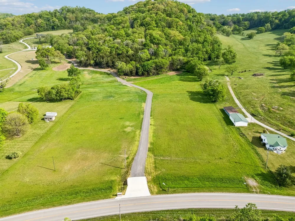 4828 Harpeth Peytonsville Rd Thompsons Station, TN 37179
