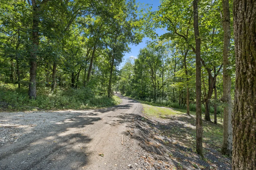 4828 Harpeth Peytonsville Rd Thompsons Station, TN 37179