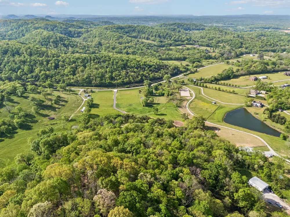 4828 Harpeth Peytonsville Rd Thompsons Station, TN 37179