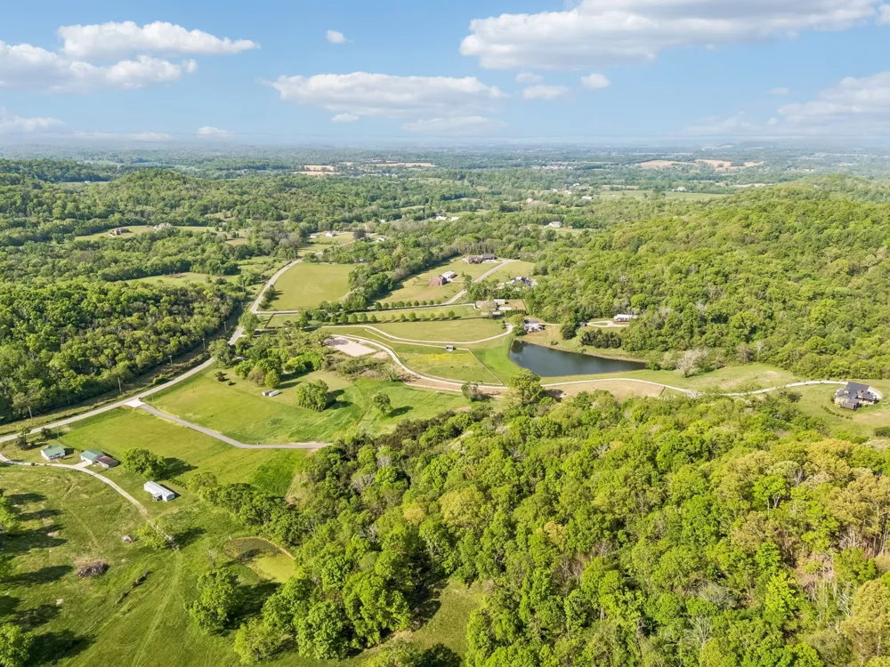 4828 Harpeth Peytonsville Rd Thompsons Station, TN 37179