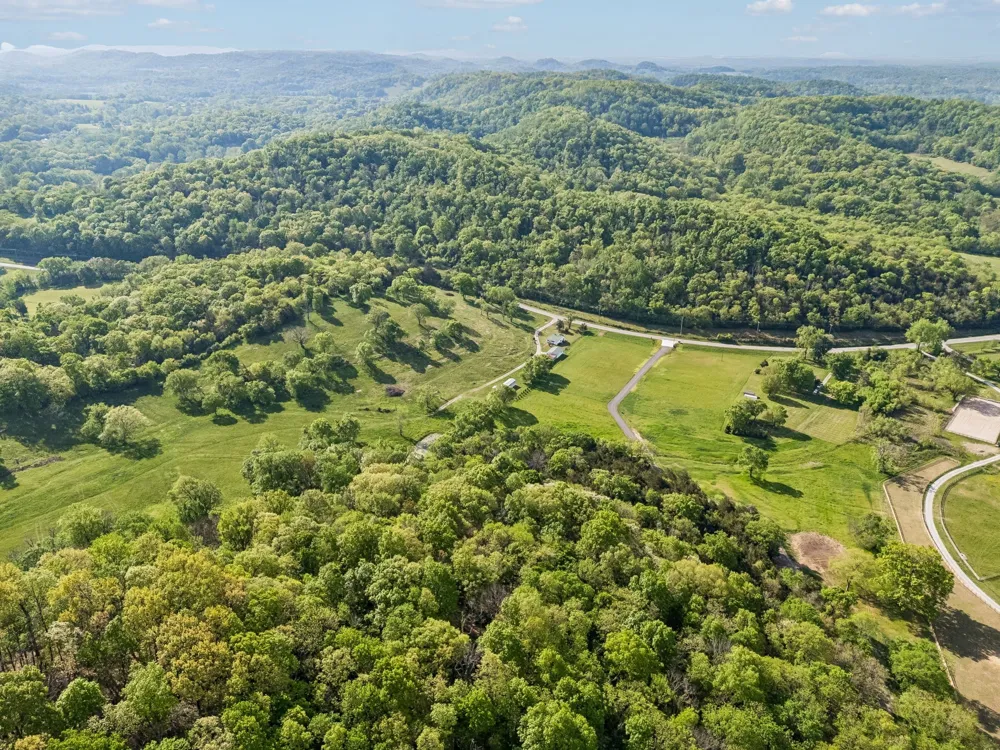 4828 Harpeth Peytonsville Rd Thompsons Station, TN 37179