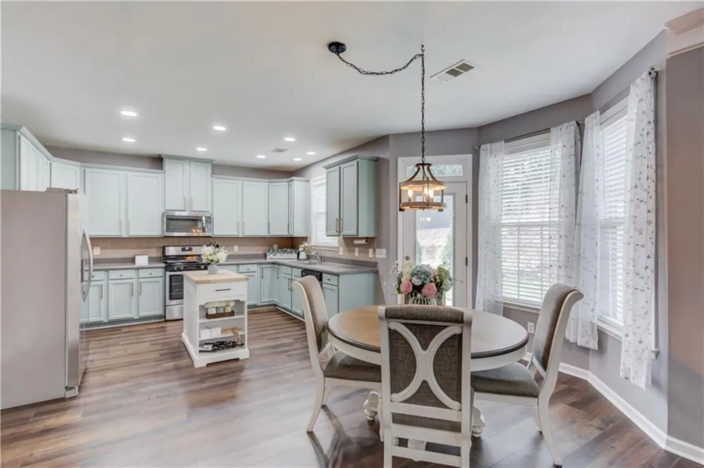 1806 Madrid Falls Road Braselton, GA 30517