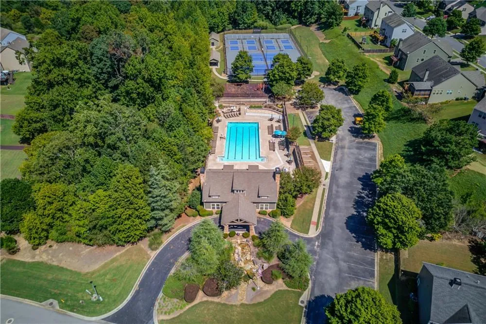 1806 Madrid Falls Road Braselton, GA 30517