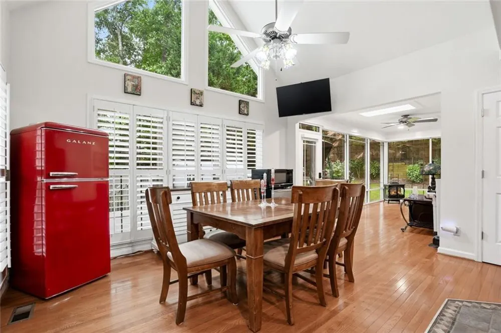 1964 Fields Pond Drive Marietta, GA 30068