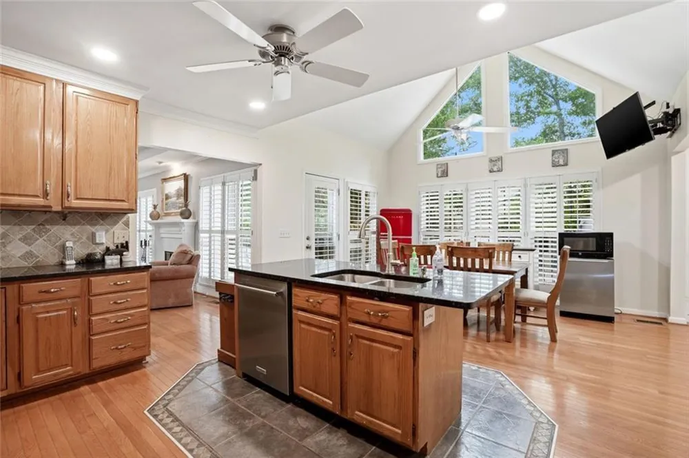 1964 Fields Pond Drive Marietta, GA 30068