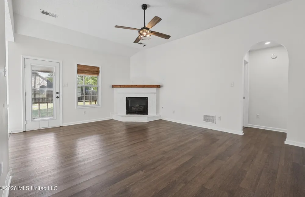 1005 Tara Drive Hernando, MS 38632