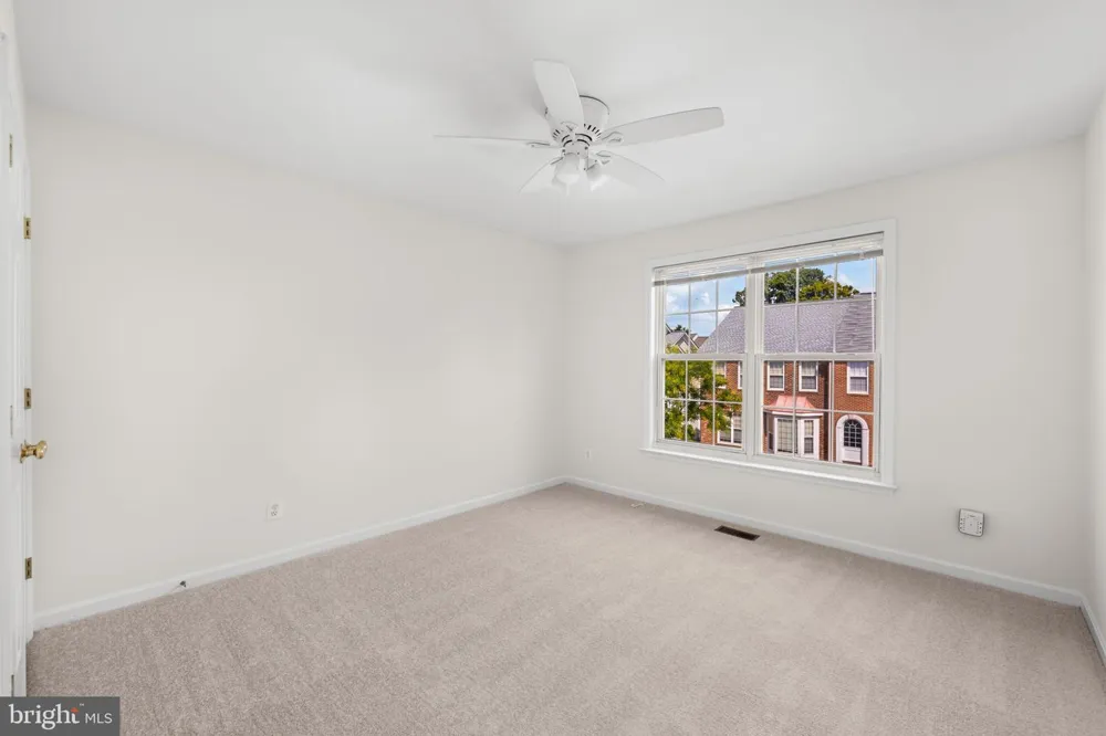 9331 BRANCH SIDE LANE Fairfax, VA 22031