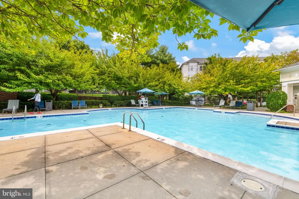9331 BRANCH SIDE LANE Fairfax, VA 22031