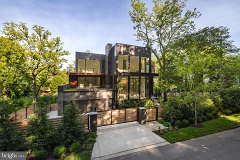2676 CHAIN BRIDGE ROAD NW