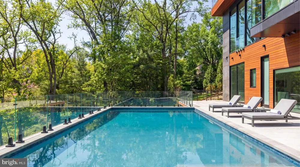 2676 CHAIN BRIDGE ROAD NW Washington, DC 20016