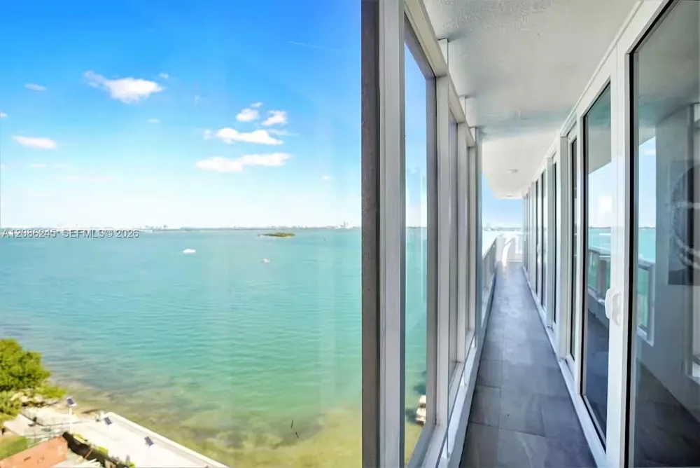 1717 Bayshore Dr #A-1434 Miami, FL 33132