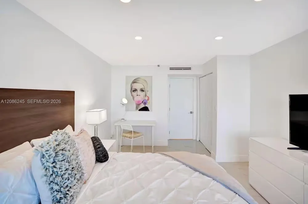 1717 Bayshore Dr #A-1434 Miami, FL 33132
