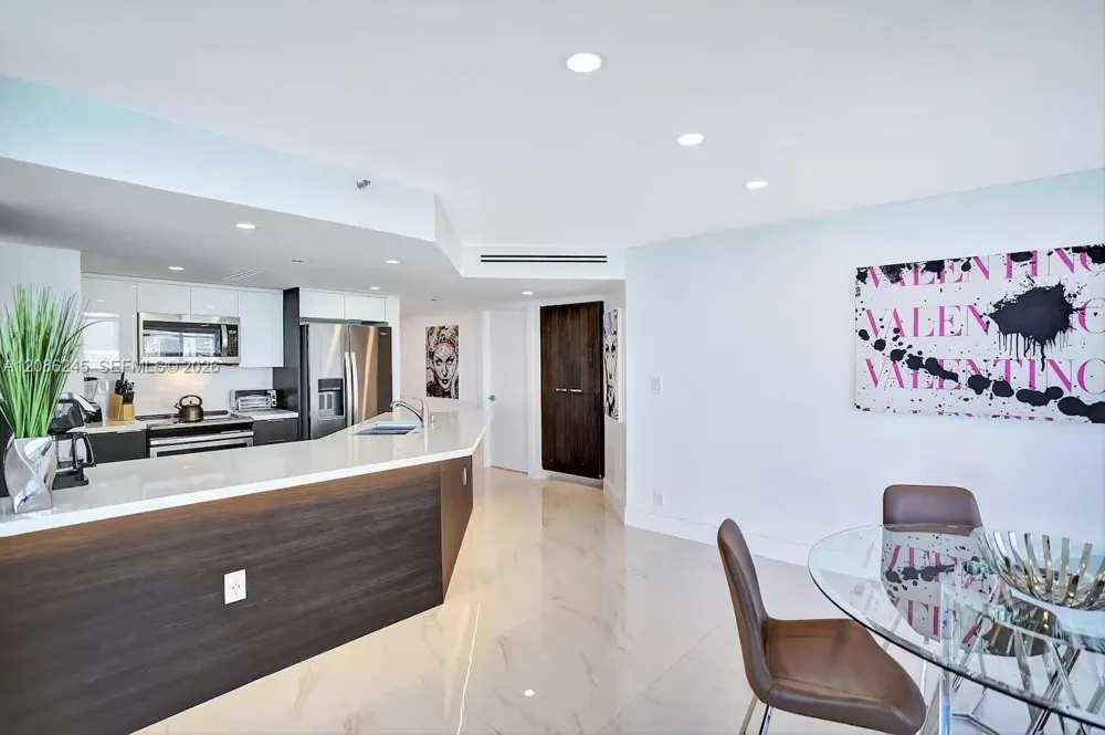 1717 Bayshore Dr #A-1434 Miami, FL 33132
