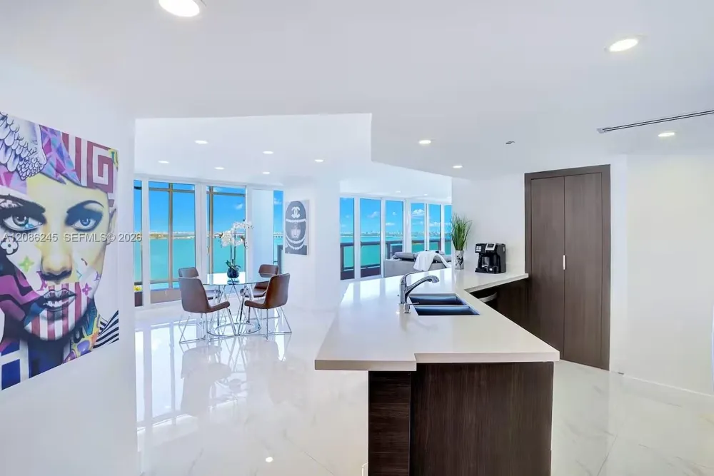 1717 Bayshore Dr #A-1434 Miami, FL 33132