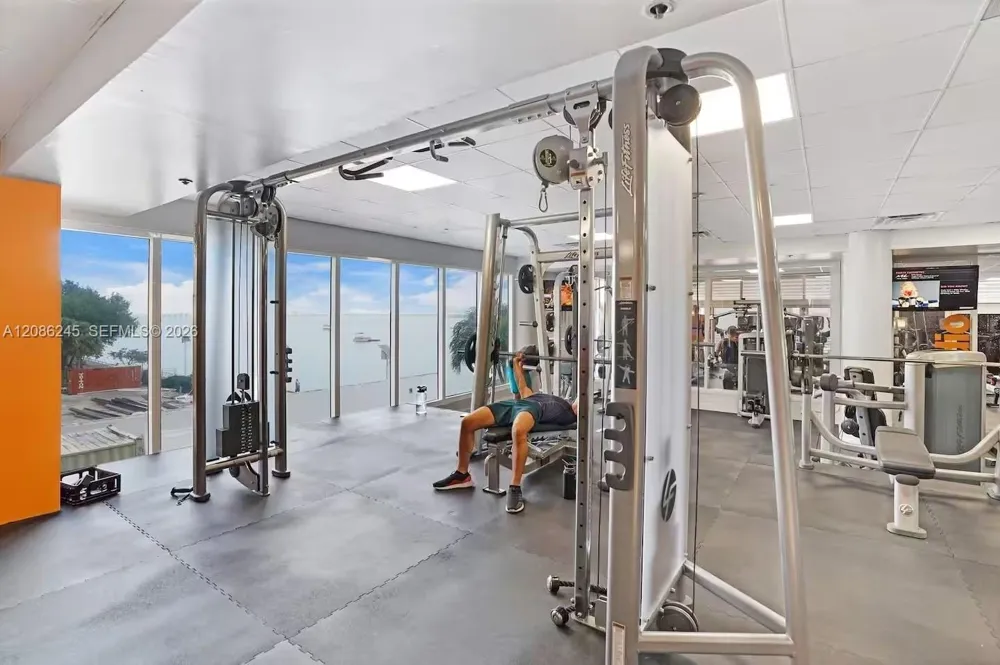 1717 Bayshore Dr #A-1434 Miami, FL 33132