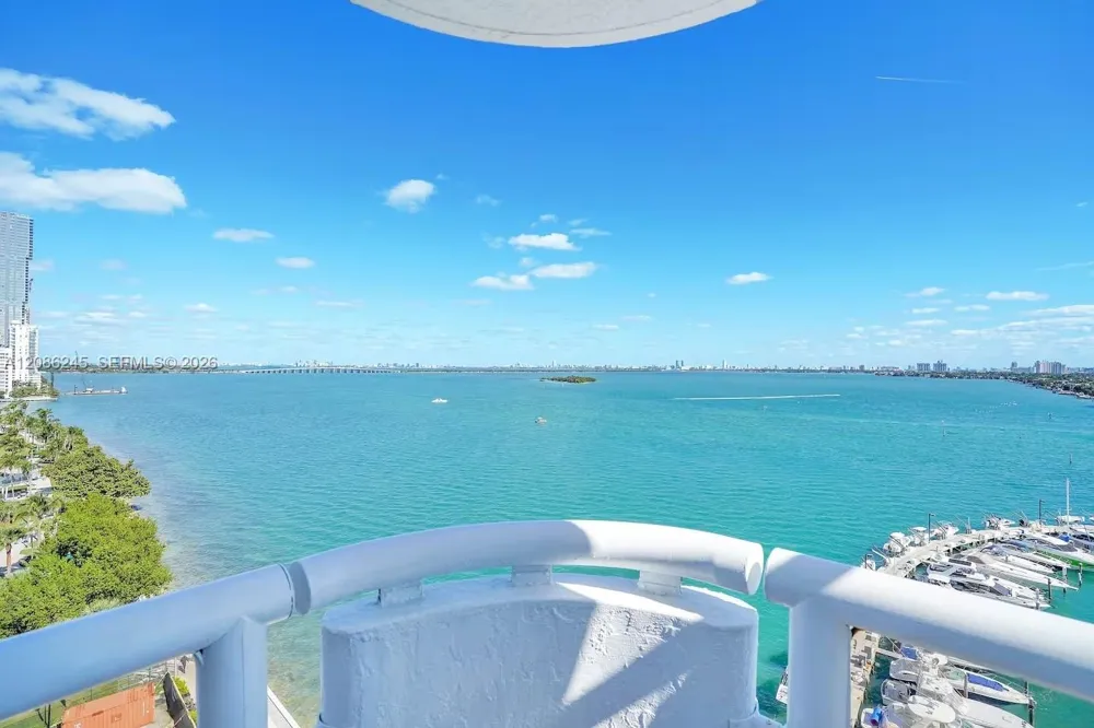 1717 Bayshore Dr #A-1434 Miami, FL 33132