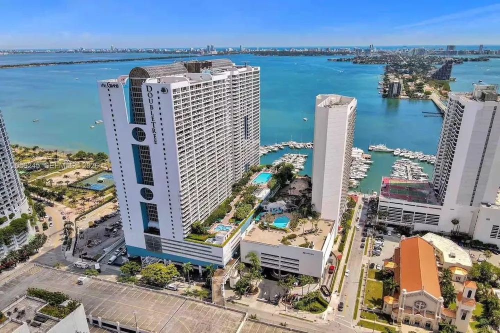 1717 Bayshore Dr #A-1434 Miami, FL 33132