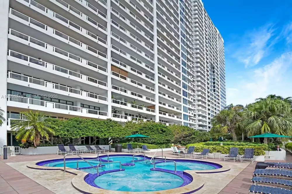 1717 Bayshore Dr #A-1434 Miami, FL 33132