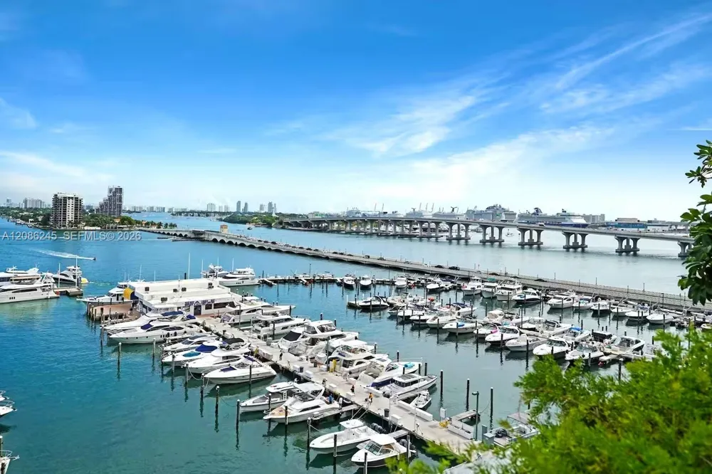 1717 Bayshore Dr #A-1434 Miami, FL 33132