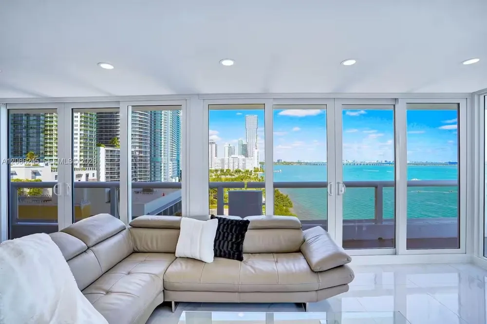 1717 Bayshore Dr #A-1434 Miami, FL 33132