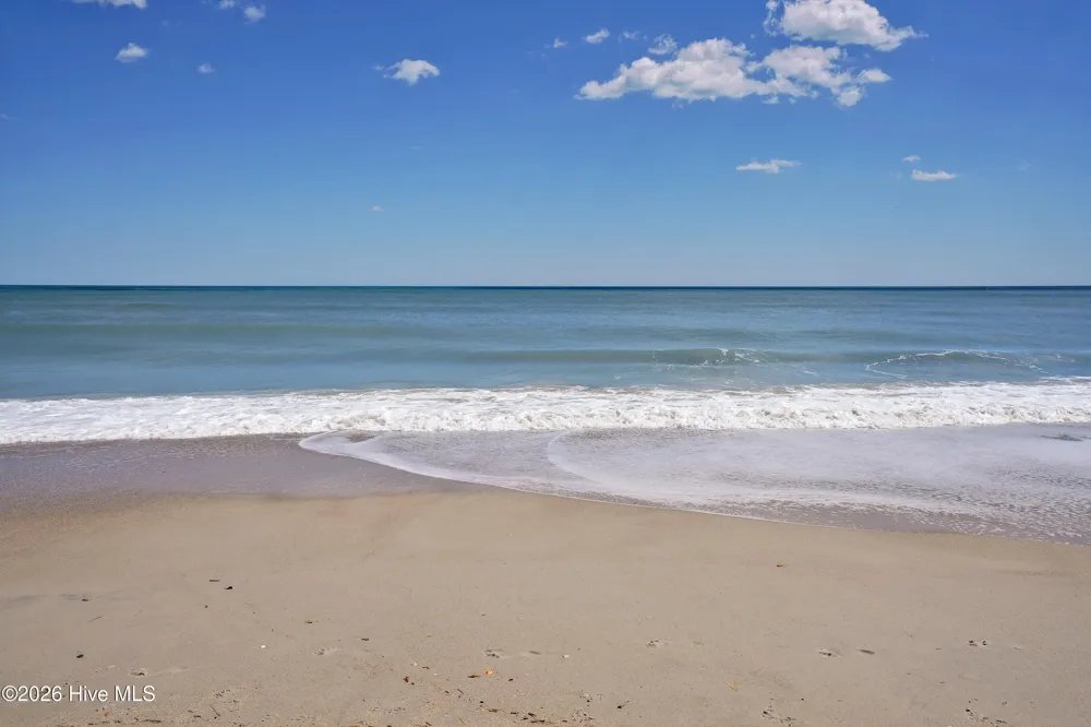 106 Lighthouse Drive Carolina Beach, NC 28428