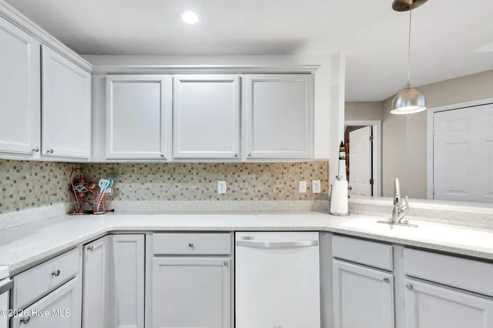 106 Lighthouse Drive Carolina Beach, NC 28428