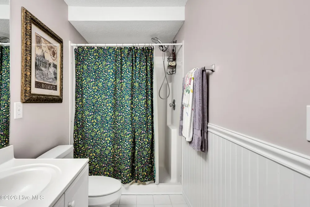 106 Lighthouse Drive Carolina Beach, NC 28428