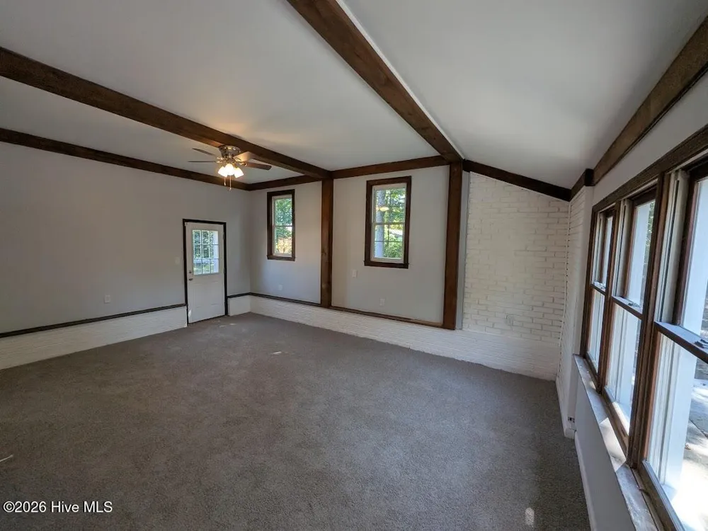 18 Bosco Drive Jacksonville, NC 28540