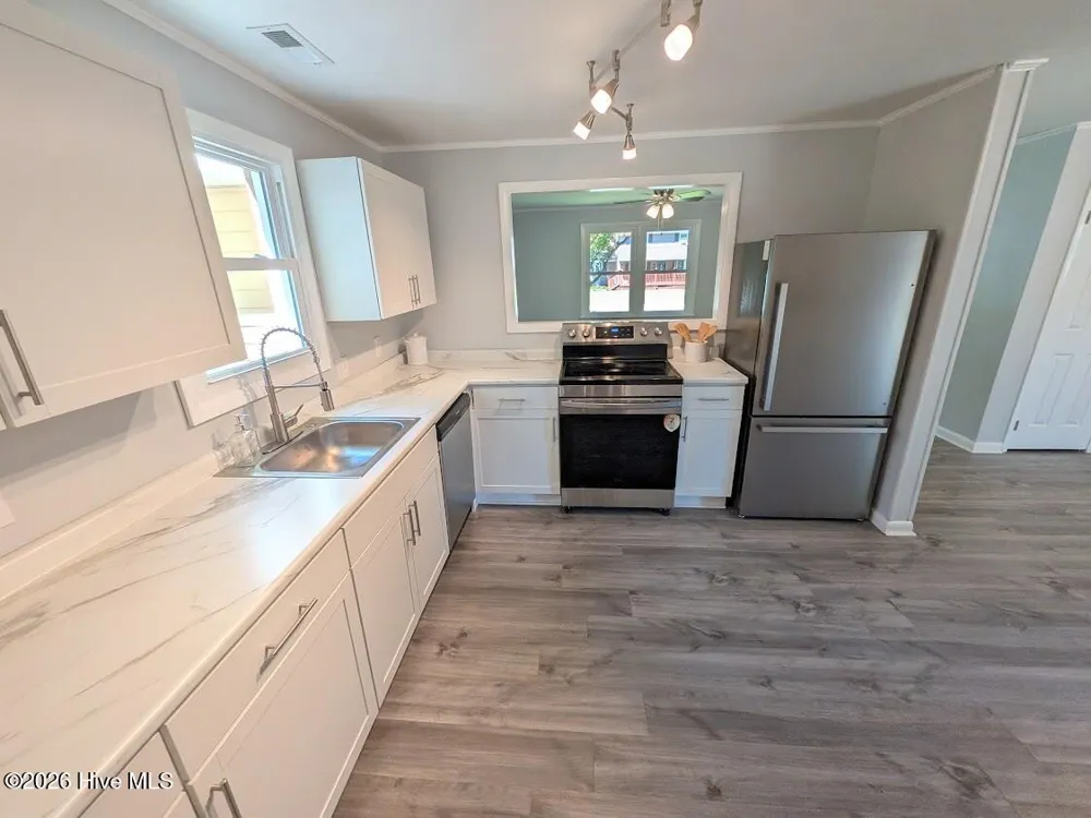 18 Bosco Drive Jacksonville, NC 28540