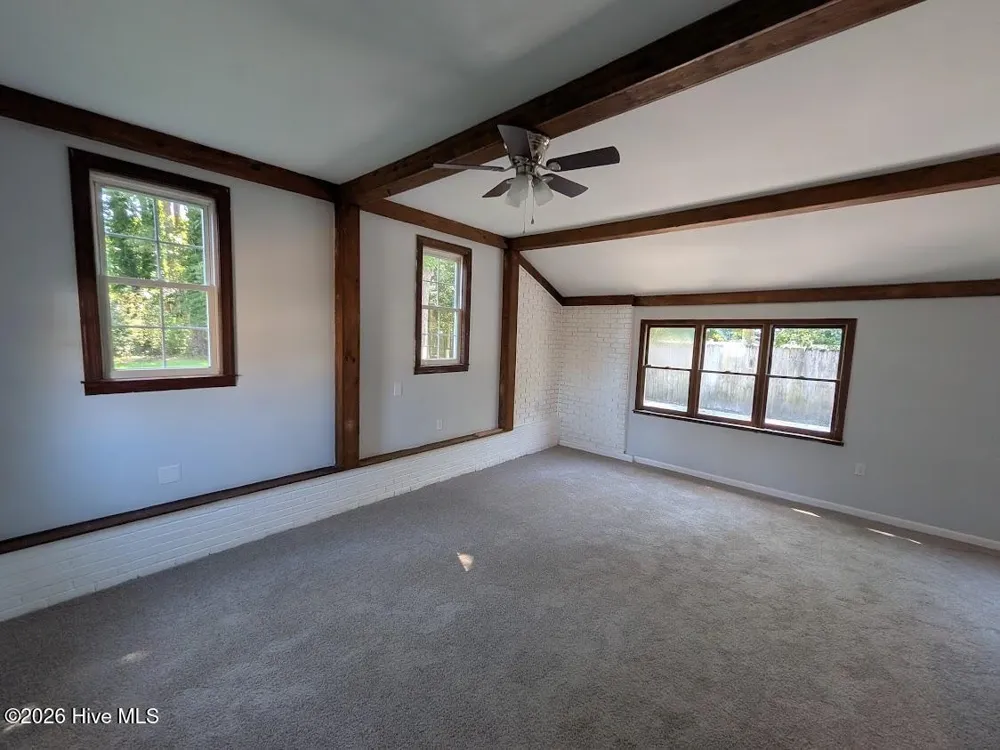 18 Bosco Drive Jacksonville, NC 28540