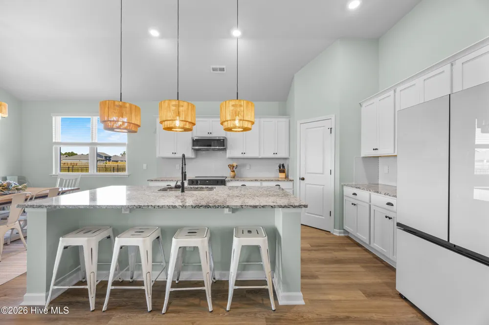 215 Whalebone Avenue Wilmington, NC 28411