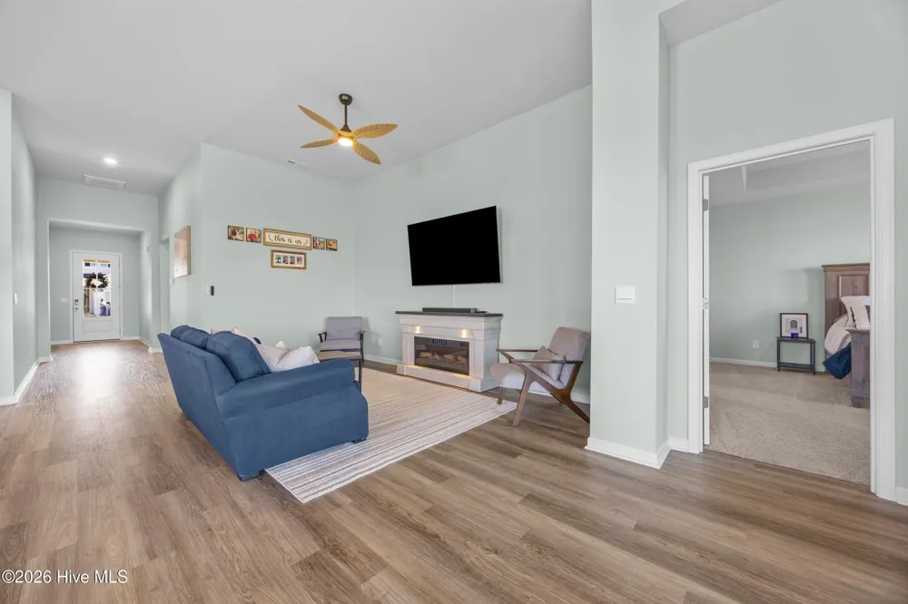215 Whalebone Avenue Wilmington, NC 28411