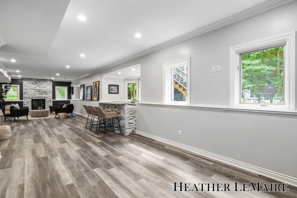 1695 Flowers Mill Drive NE Grand Rapids, MI 49525