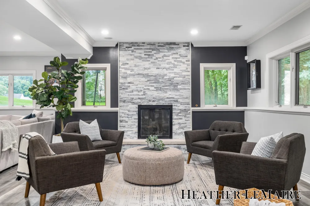 1695 Flowers Mill Drive NE Grand Rapids, MI 49525