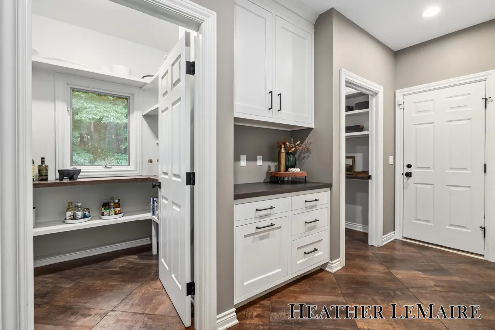 1695 Flowers Mill Drive NE Grand Rapids, MI 49525