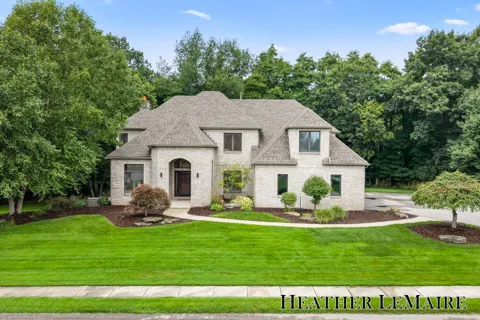 1695 Flowers Mill Drive NE